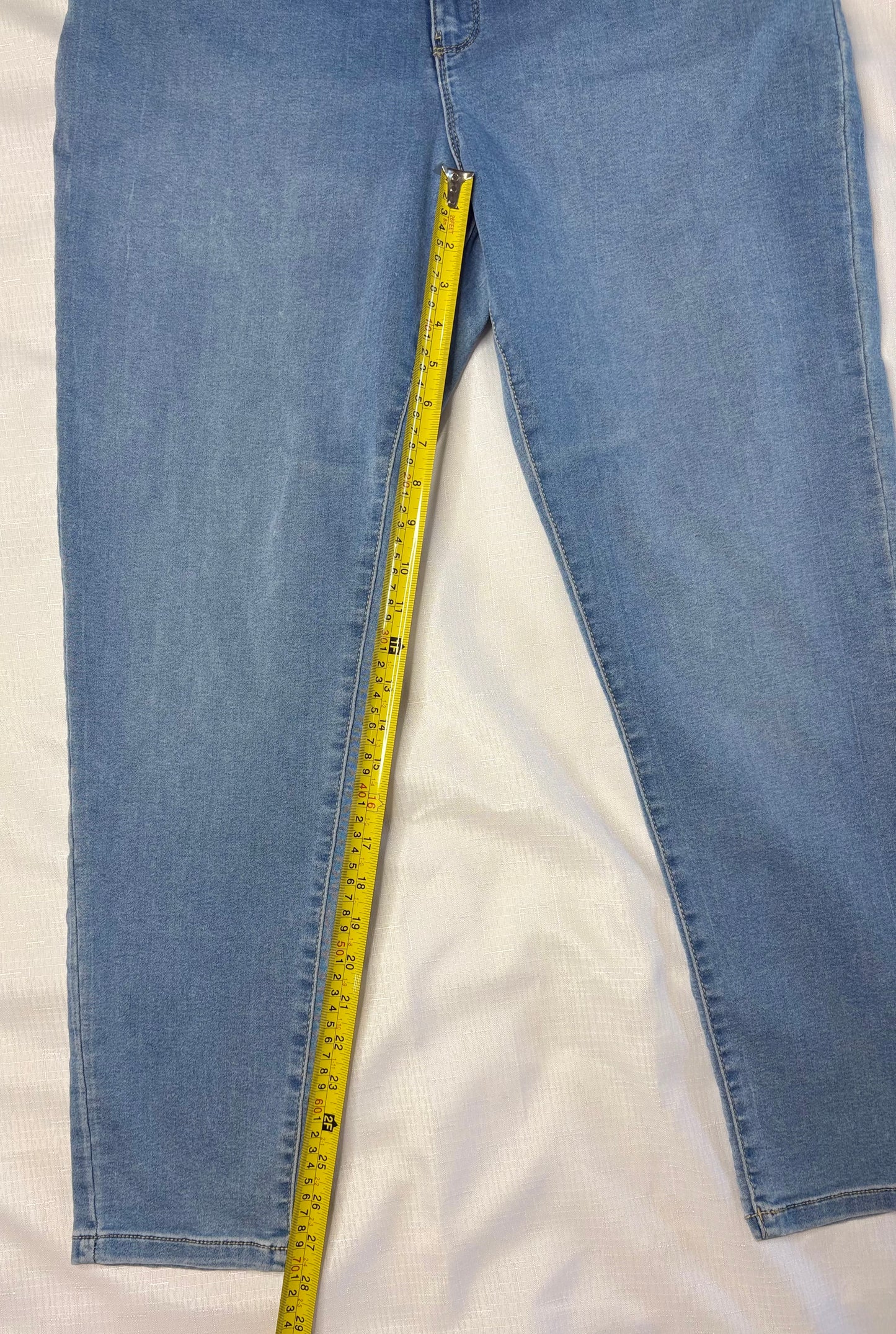 'Breakers' Light Denim Stretch Denim Jeans