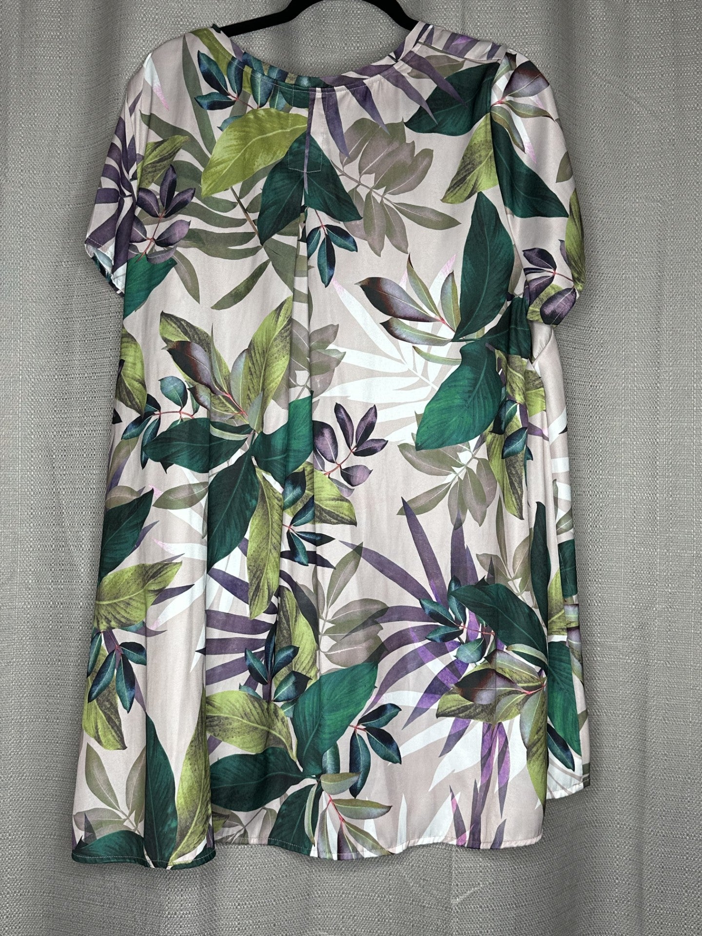 'Taking Shape' Satin Leaf Print Blouse
