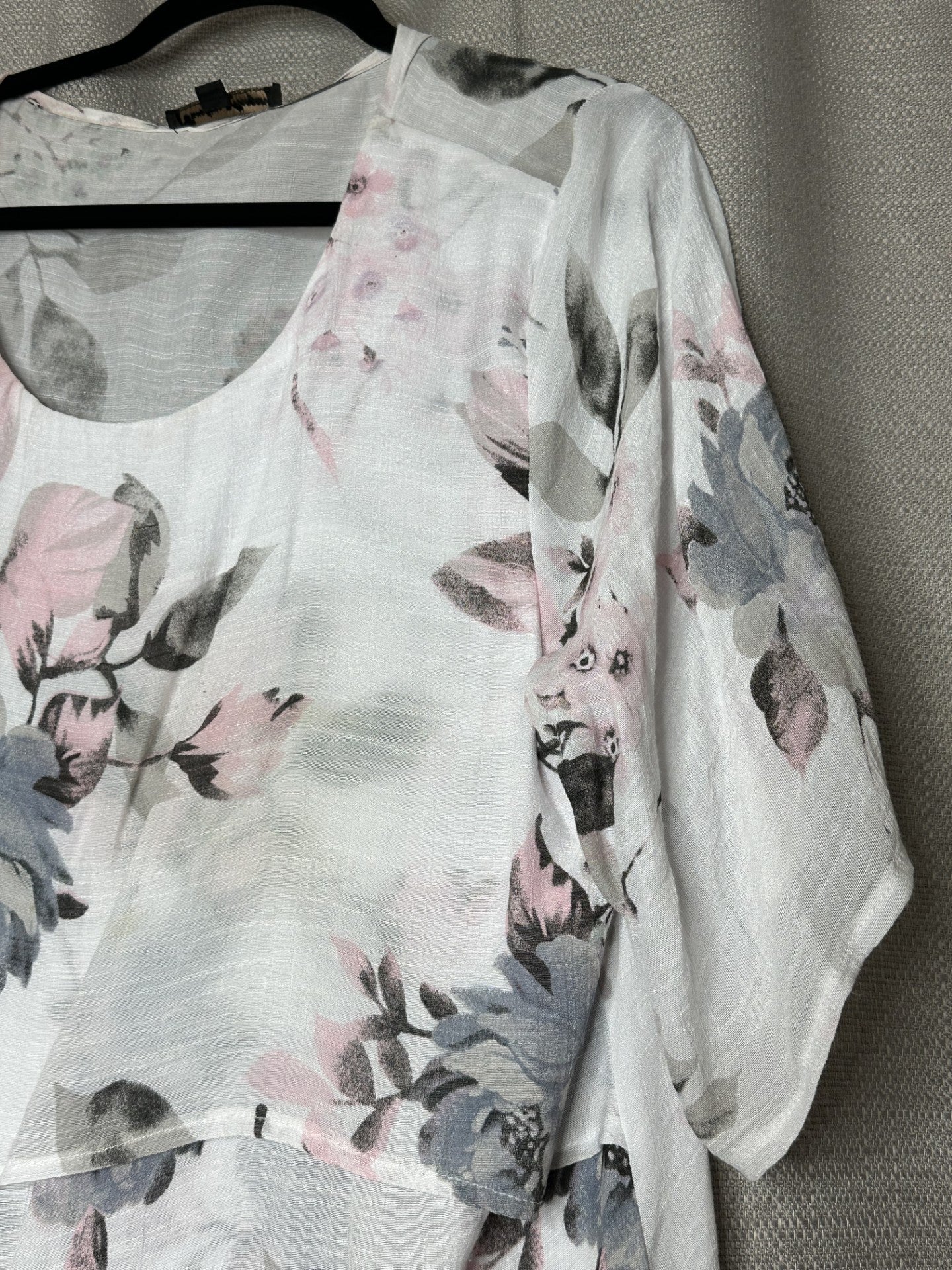 *NEW 'Caroline Morgan' Floral Layered Blouse
