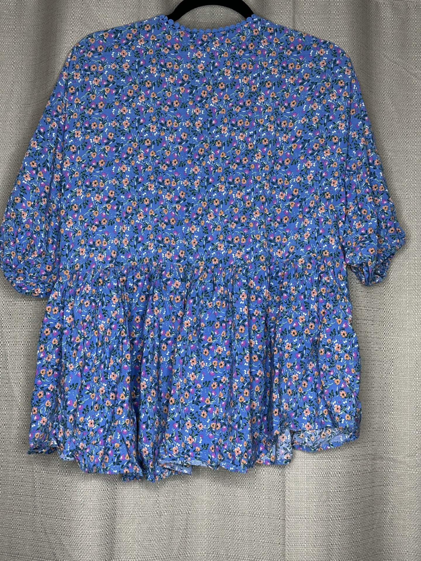 *NEW 'Dreamcatcher' Blue Floral Peplum Blouse
