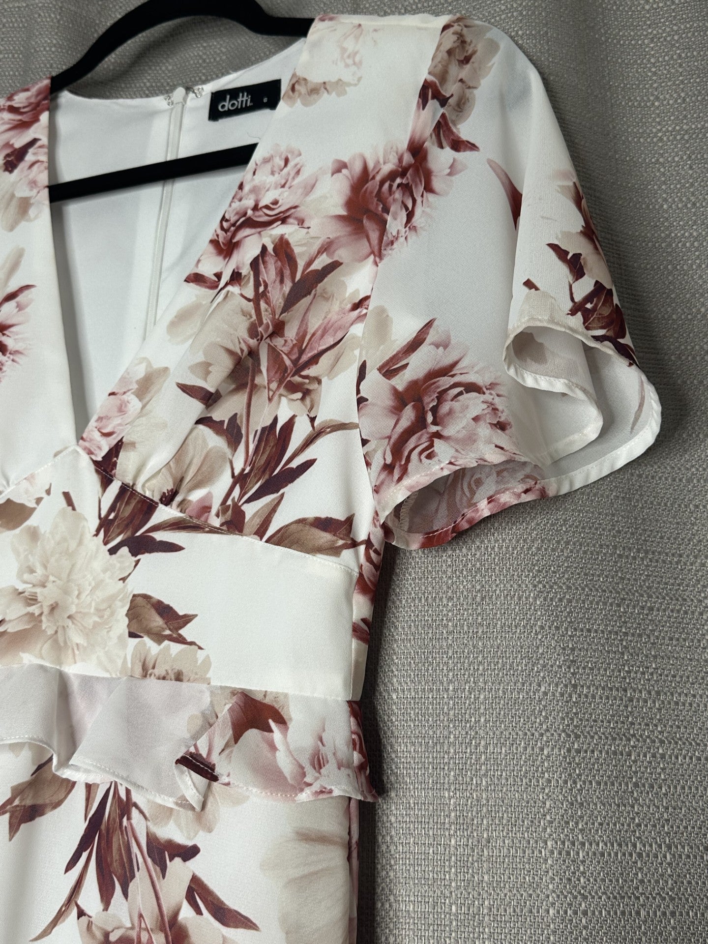 'Dotti' White Floral Ruffle Dress