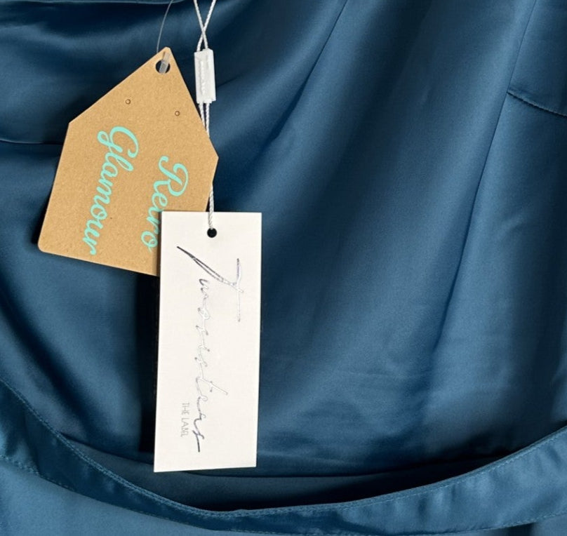 *NEW 'Two Sisters The Label' Emerald Green Formal Dress