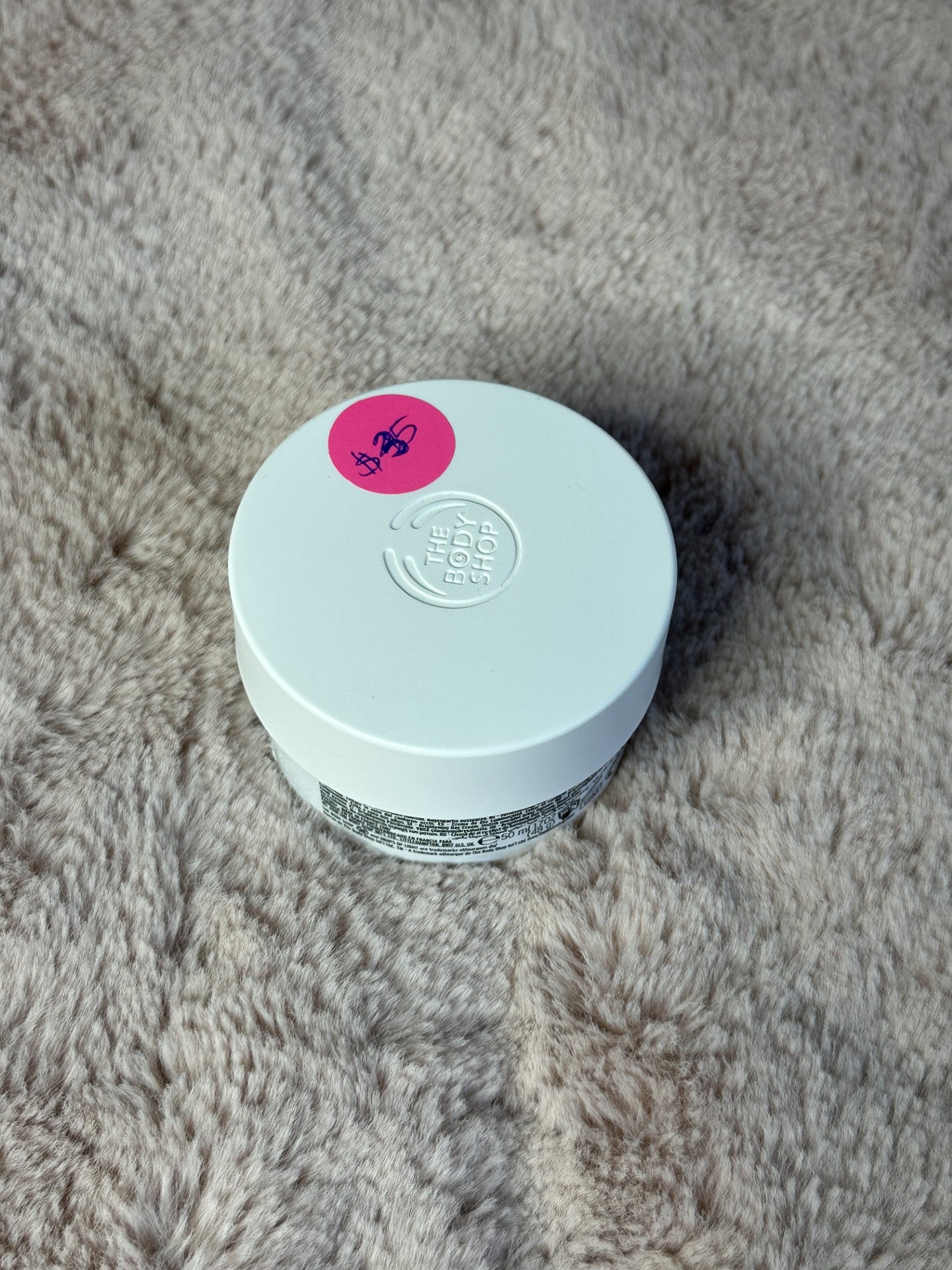 *NEW 'The Body Shop' Drops of Light Brightening Day Cream