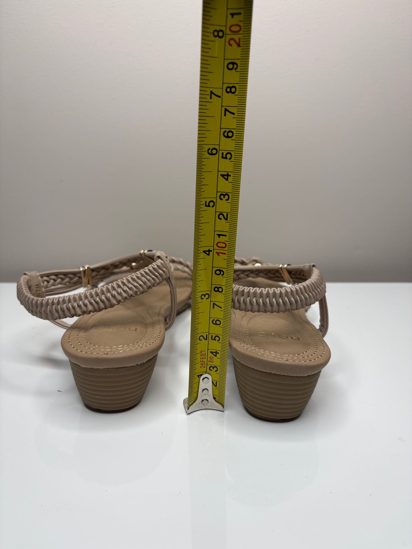 NOVO Sandals SZ 9