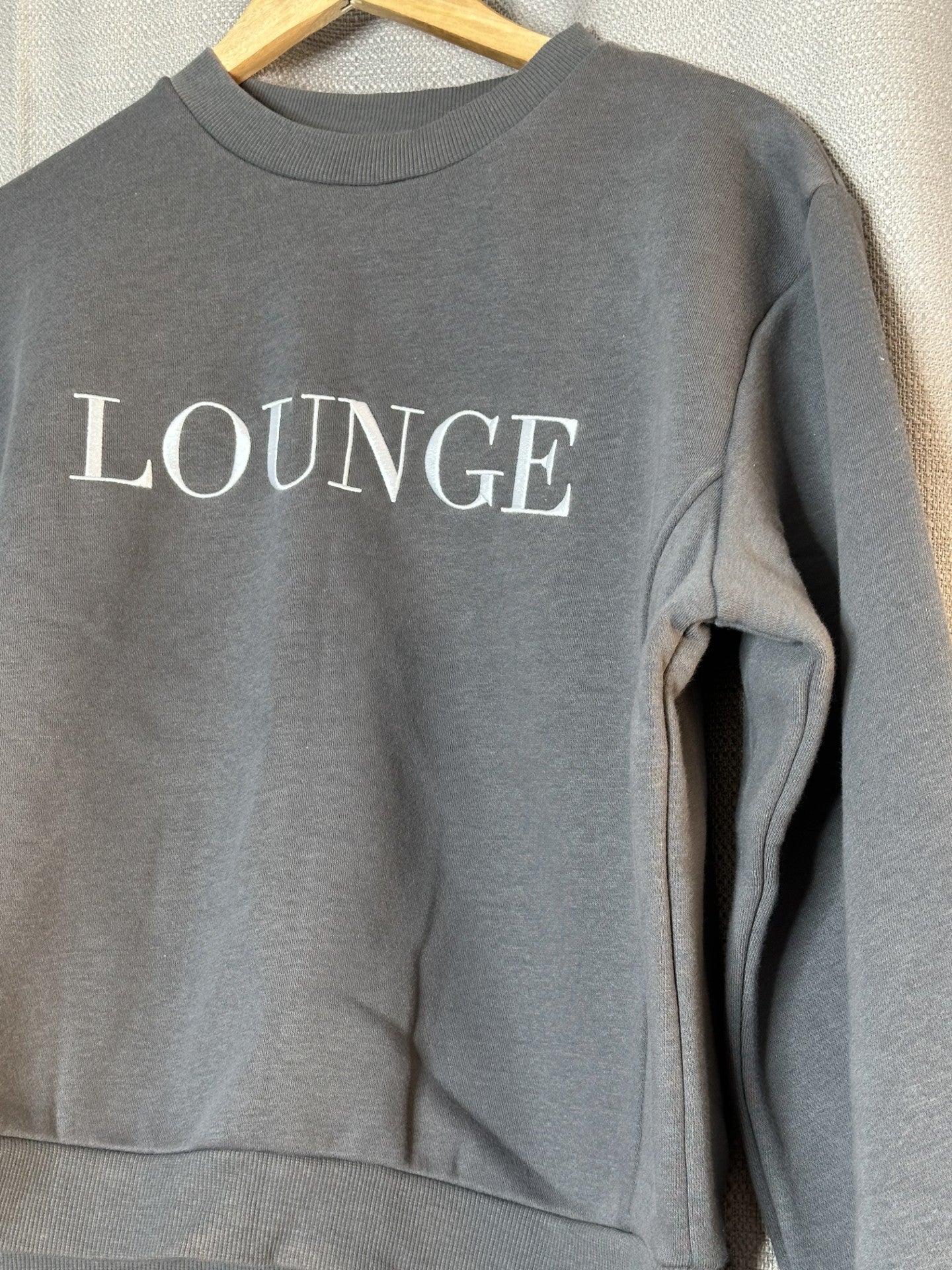 'Lounge' Grey Sweatshirt