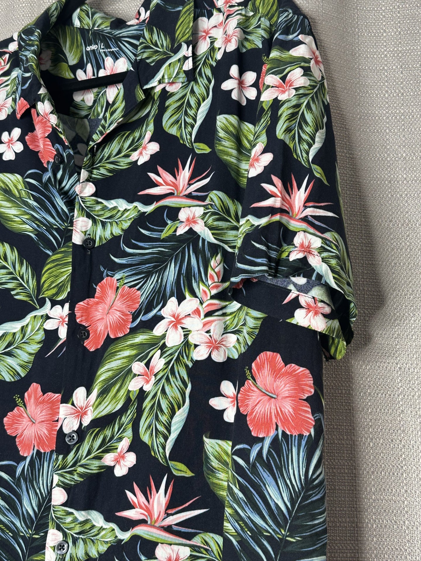*NEW Tropical Print Button Up Shirt