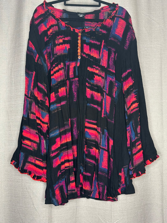 Black + Red patterned Gathered Plus size Top