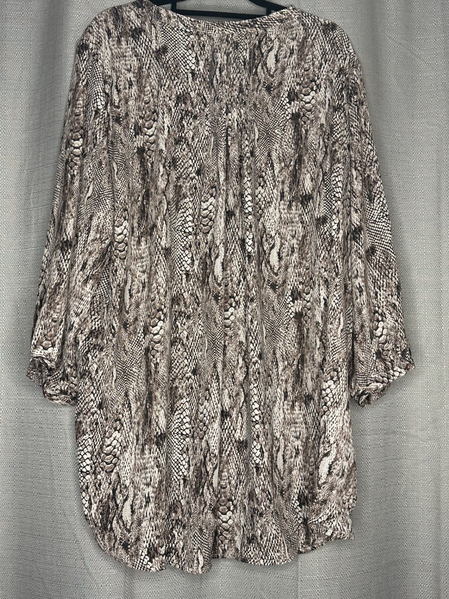 *NEW 'Autograph' Snake Print Blouse