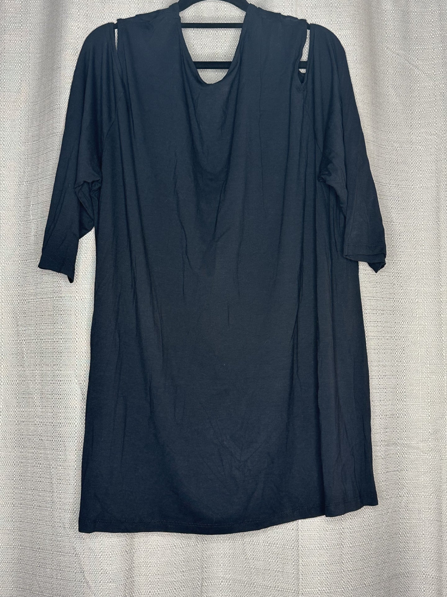 *NEW 'Bella Curve' Open Shoulder Black Blouse