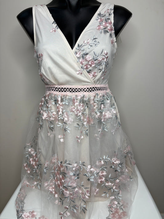 'Boohoo' Floral Embroidered Skater Dress