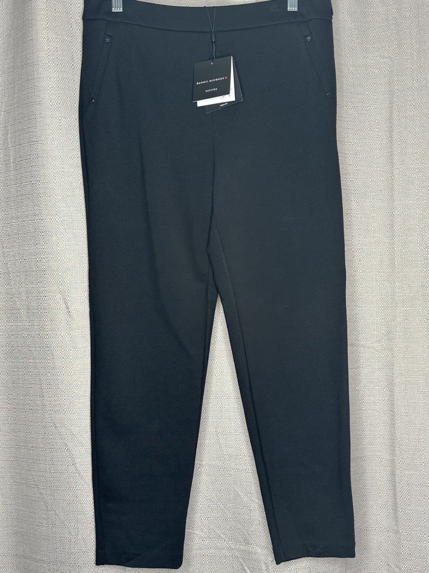 Black pants with a tag  Danii Minogue Petite 