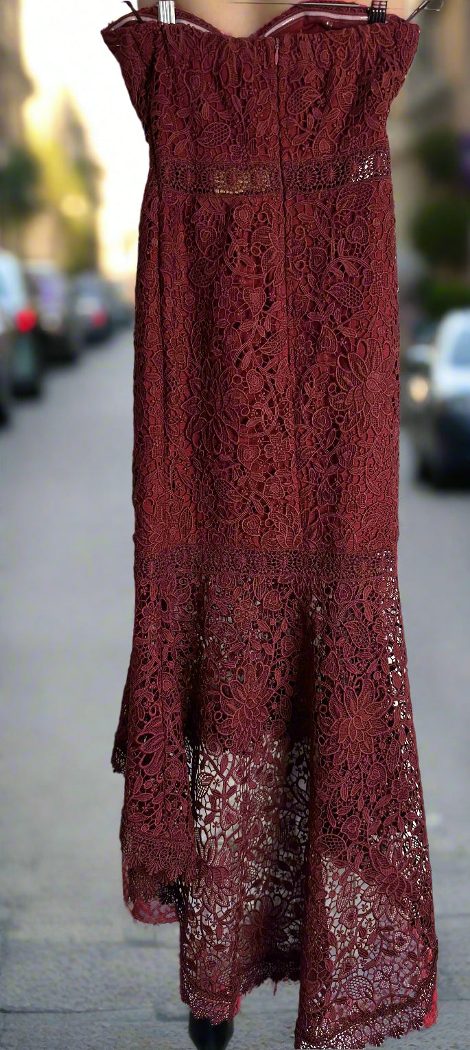 'Whyte Valentyne' Burgundy Lace Formal Dress