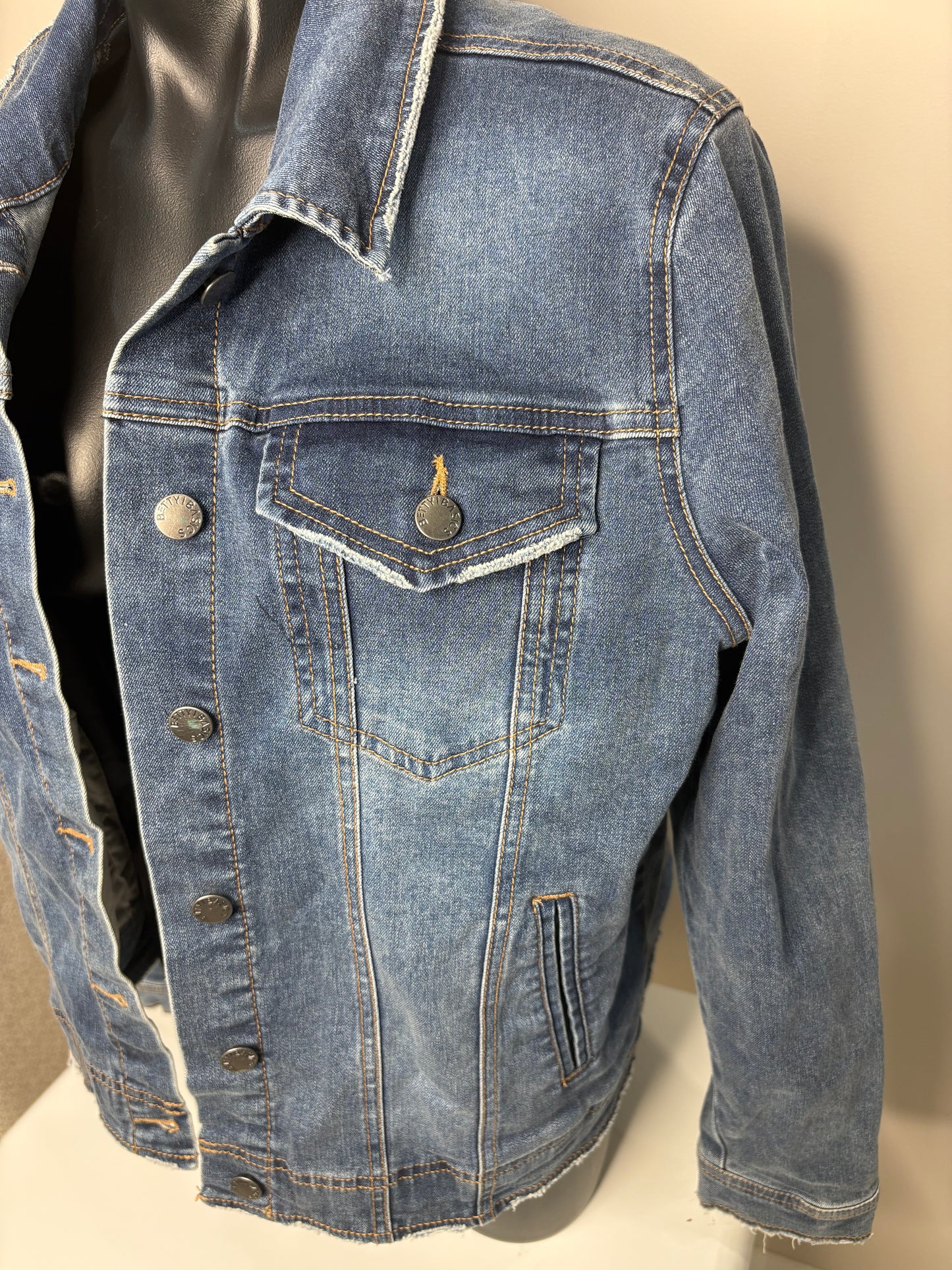 'Betty Basics' Soft Distressed Denim Jacket