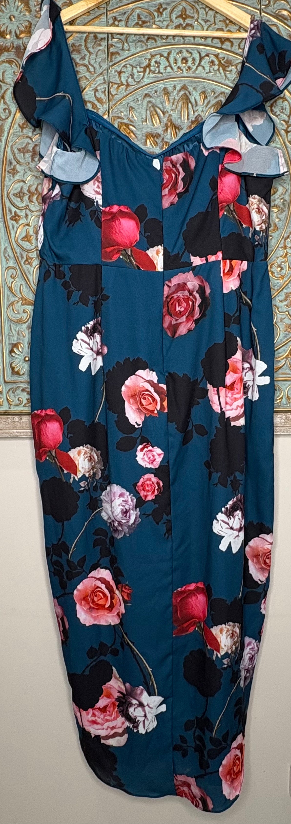 'City Chic' Floral Dress