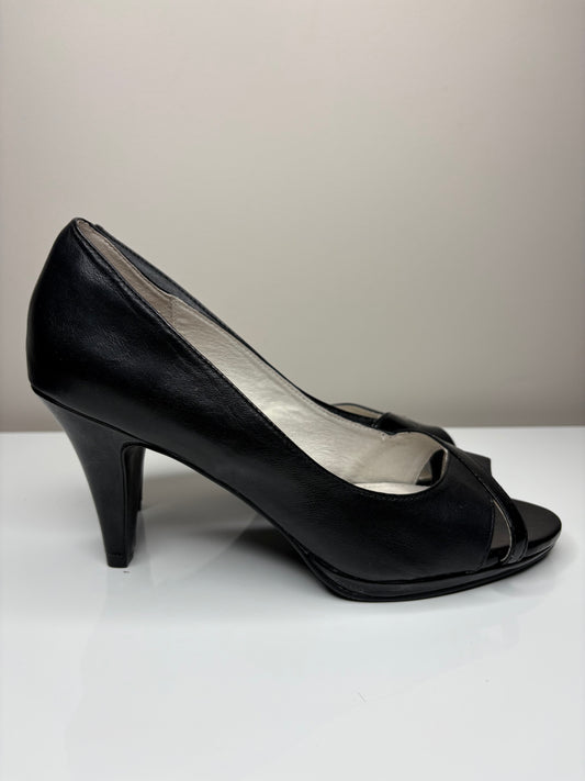 'Airflex' Black Leather Stiletto Shoes