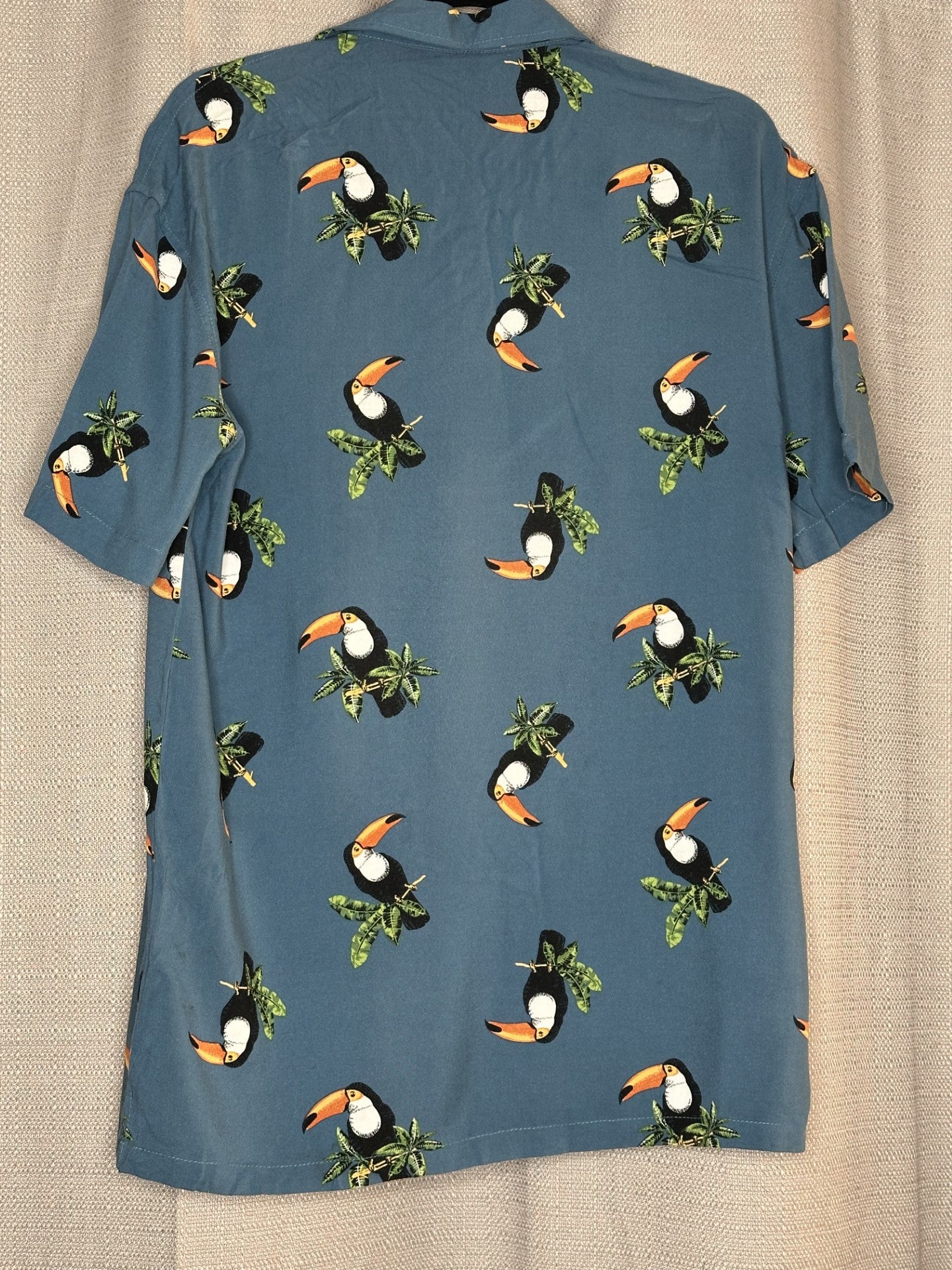*NEW 'Jay Jays' Blue Toucan Print Button Up Shirt
