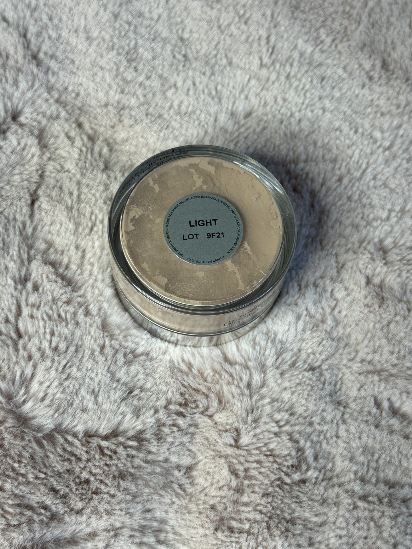 *NEW 'Cover FX' Illuminating Setting Powder 'Light'