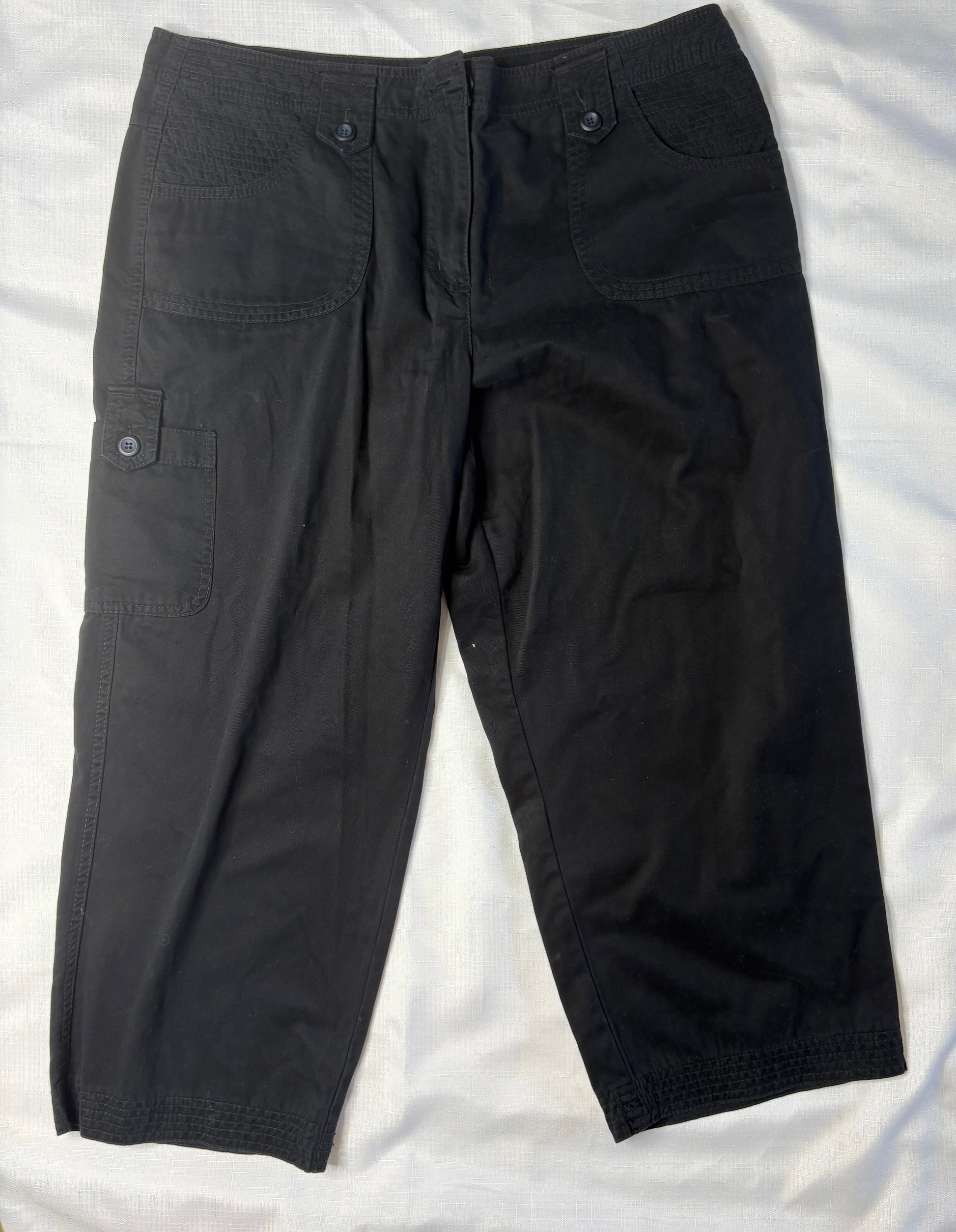 Rockmans 16/18 Cropped Embroidered Black Jeans