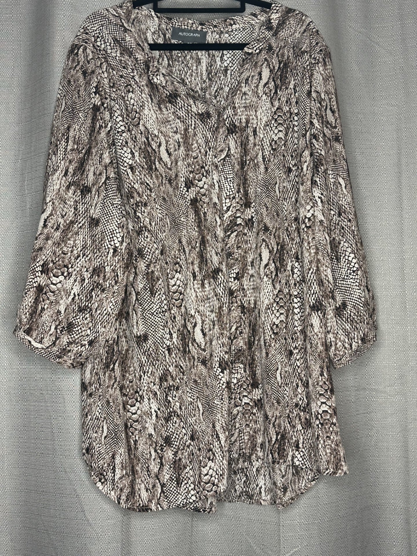 Snakeskin patterned Plus size top