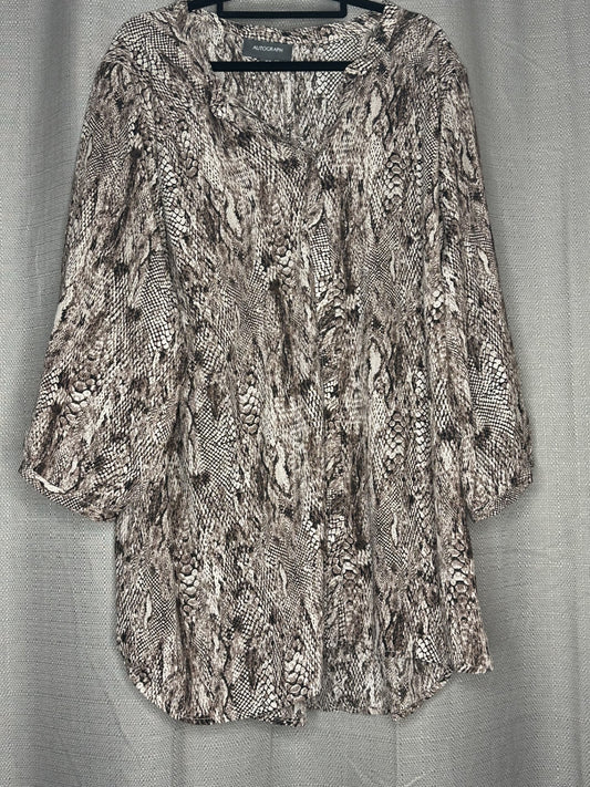 Snakeskin patterned Plus size top