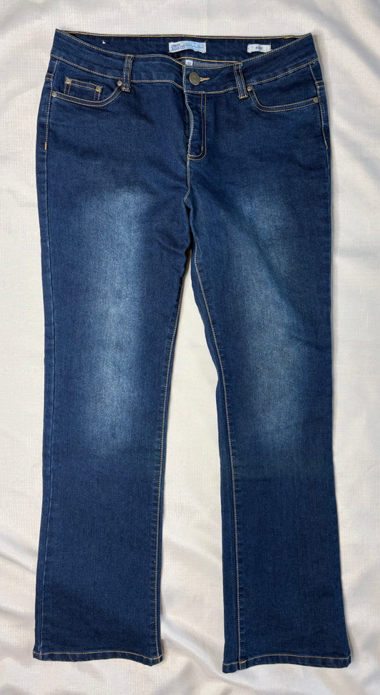 Urban Co Bootleg sz 12 Jeans
