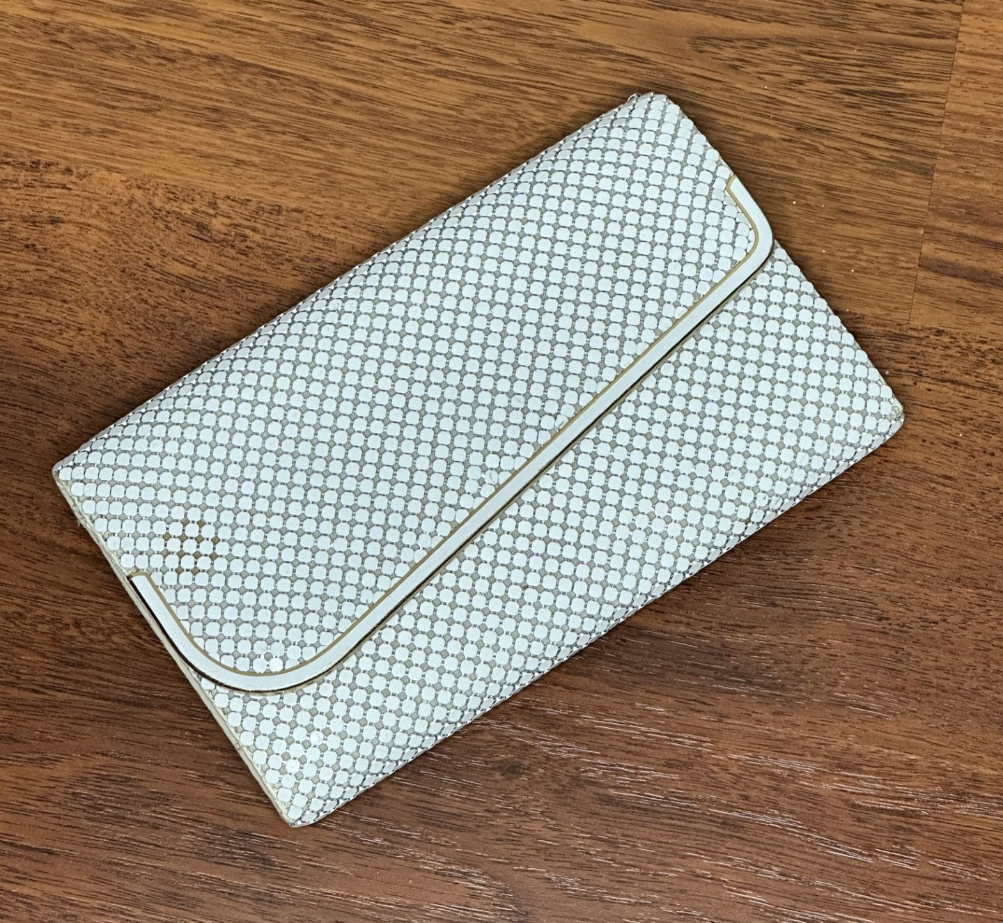 Vintage White Glo Mesh textured clutch bag 