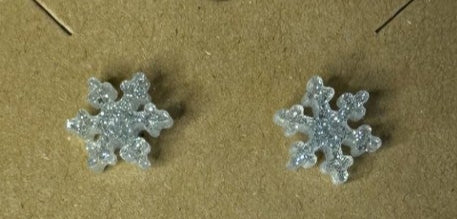 Snowflake-shaped earrings 